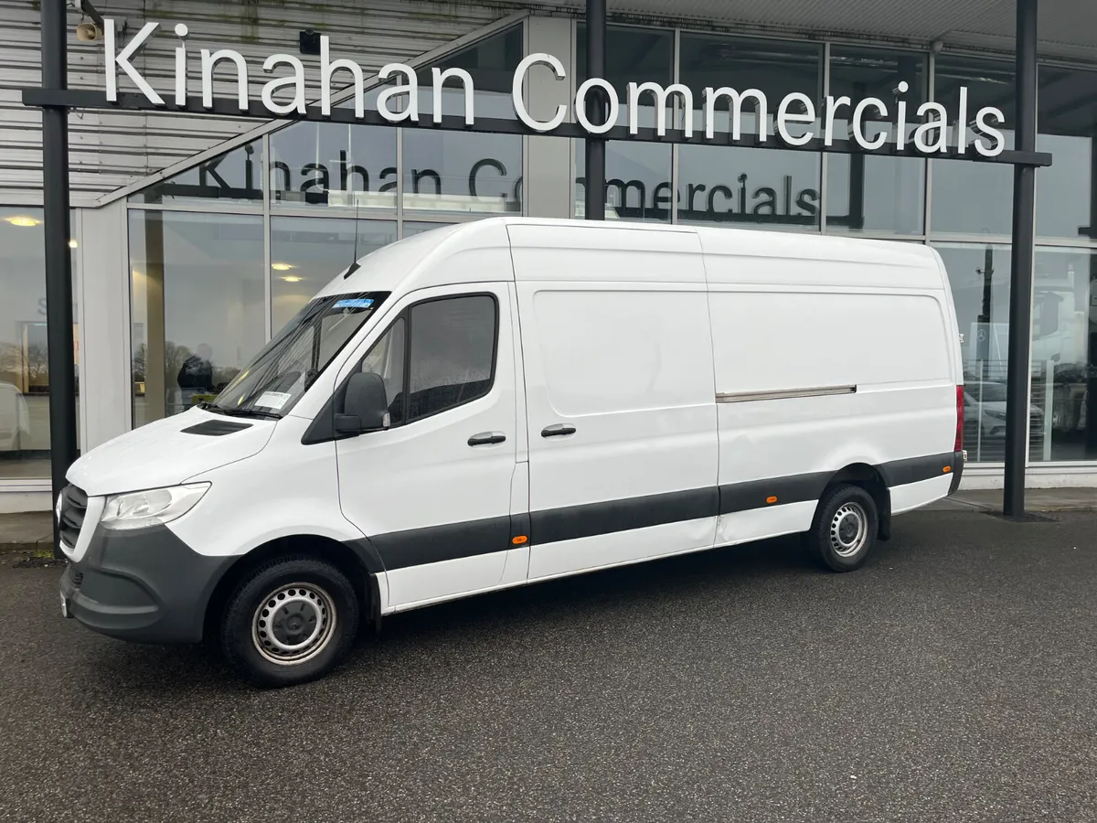 2022 Mercedes-Benz Sprinter 317/43 - Image 1