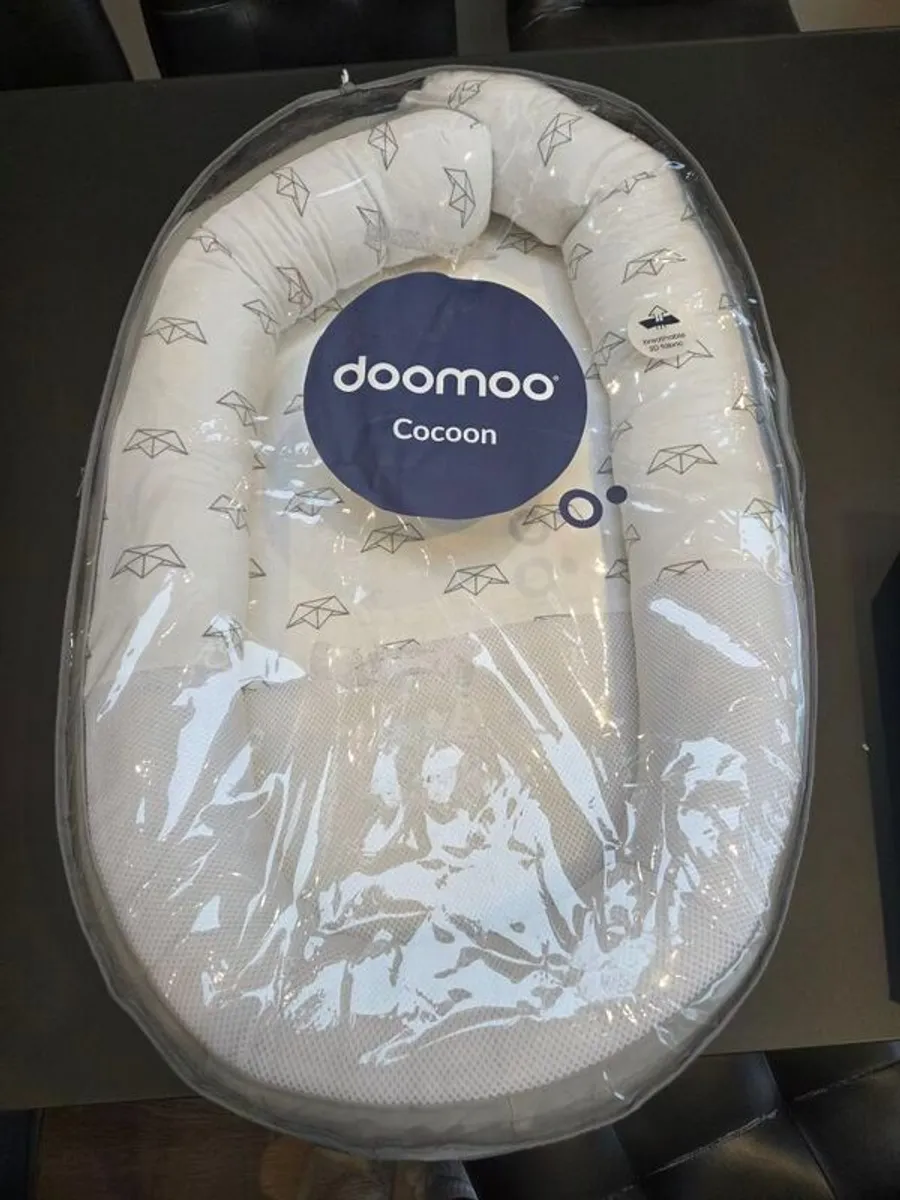 Doomoo Baby Cocoon - Image 1