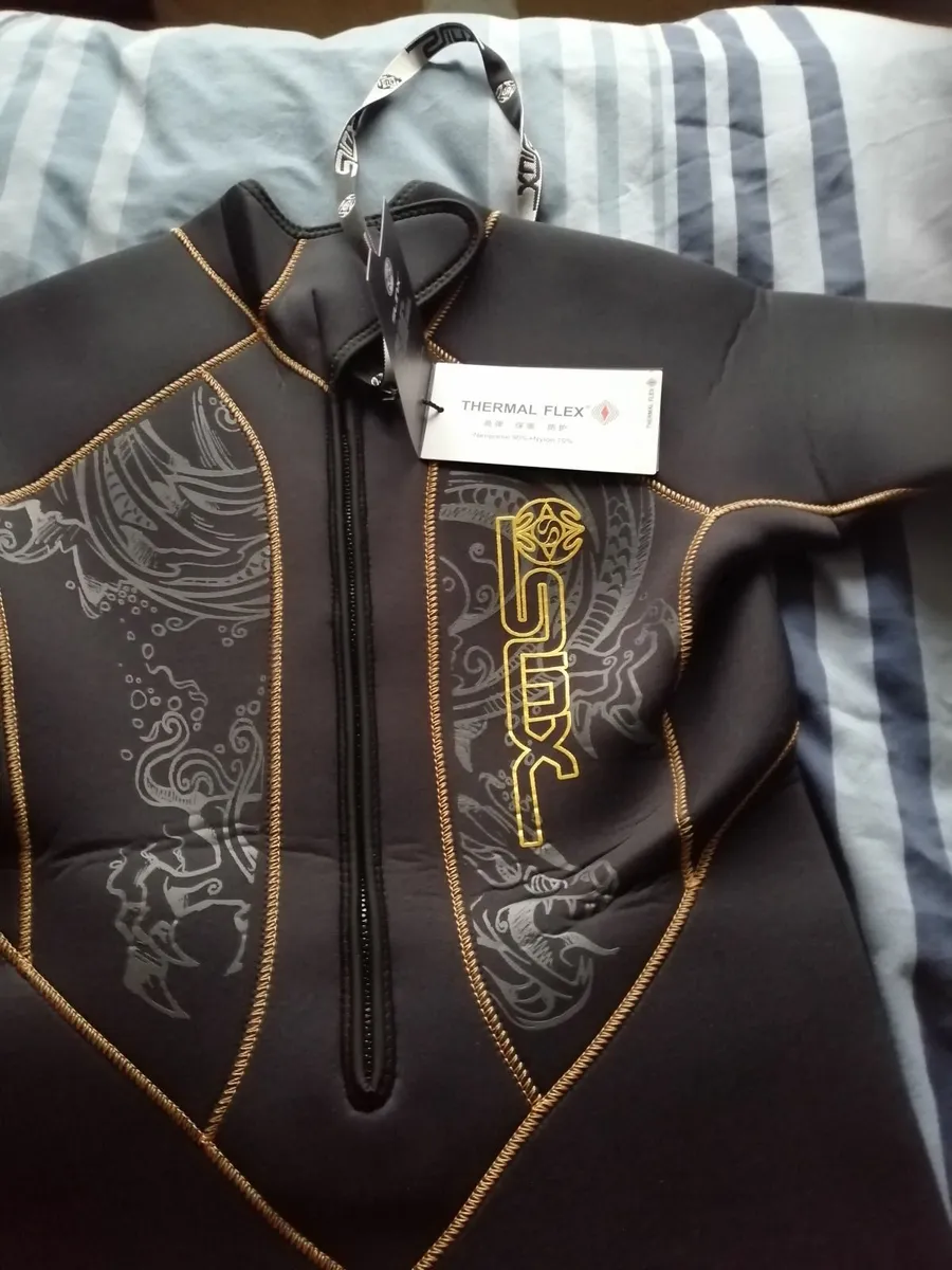 Wet suit - Image 2