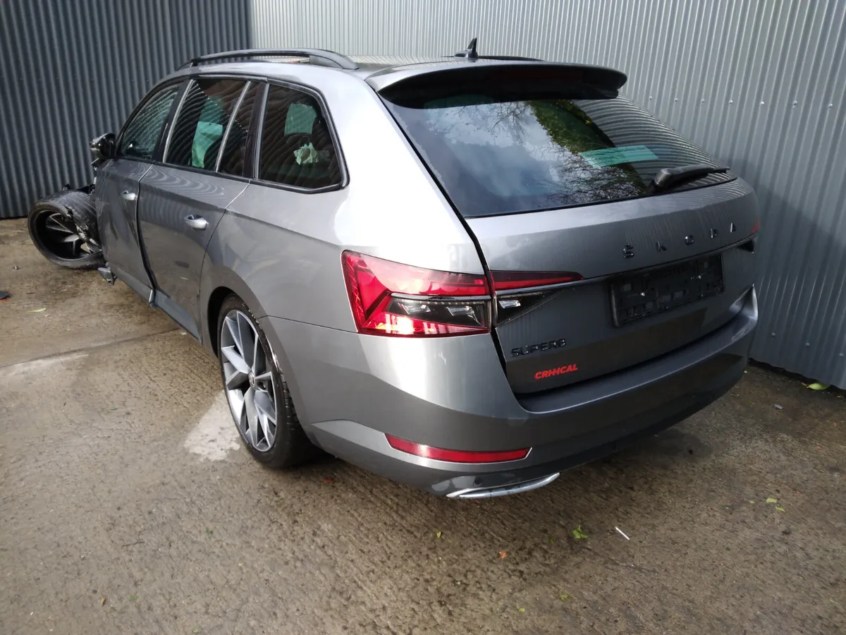 2023 Skoda Superb for Breaking/Dismantling - Image 3
