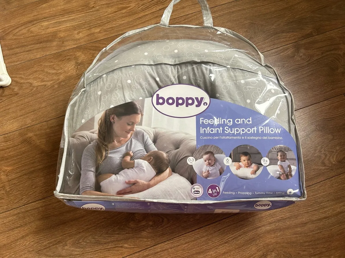 Boppy feeding & infant support pillow - Image 1
