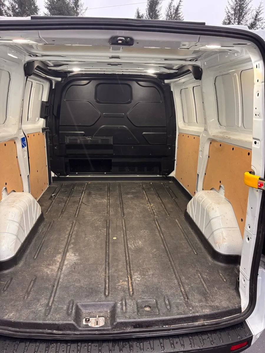 Ford transit custom - Image 4