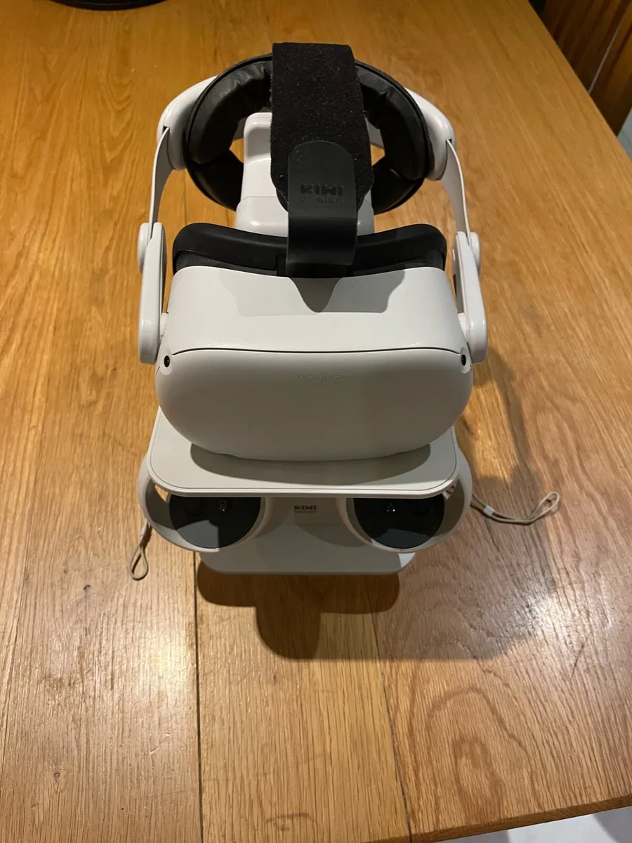 meta Quest 2 Vr headset - Image 4