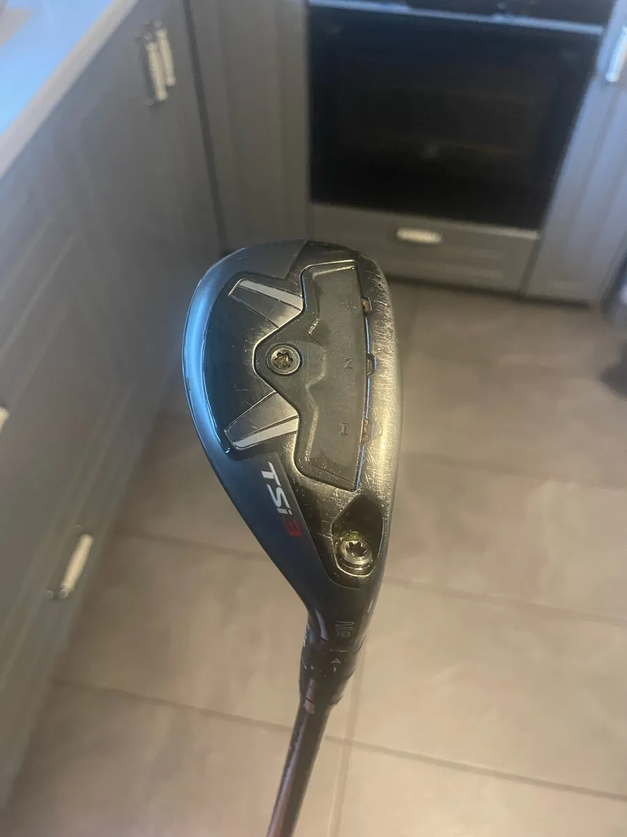 Titleist 18 Degree 2 Hybrid TSi3 - Image 4