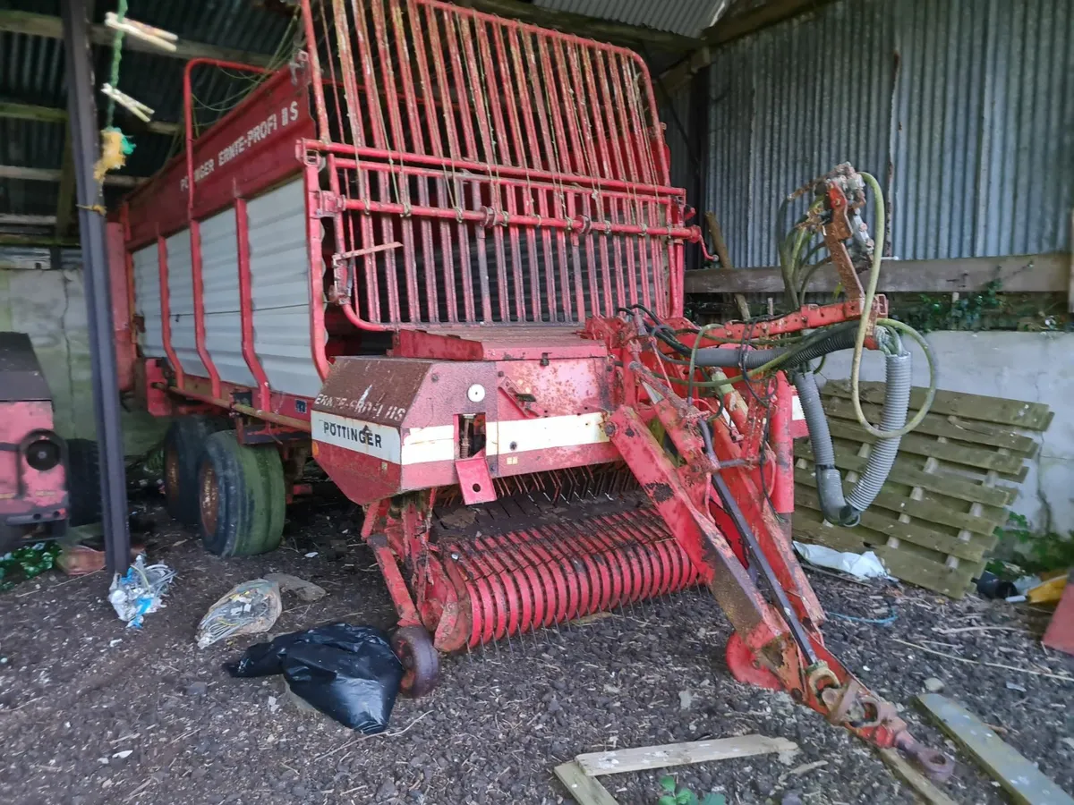 Silage wagon - Image 1