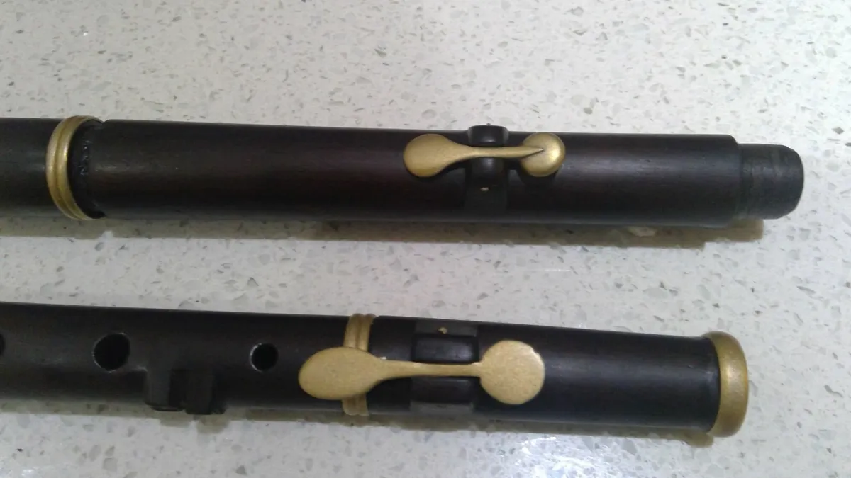 Rosewood Flute. French - Image 3