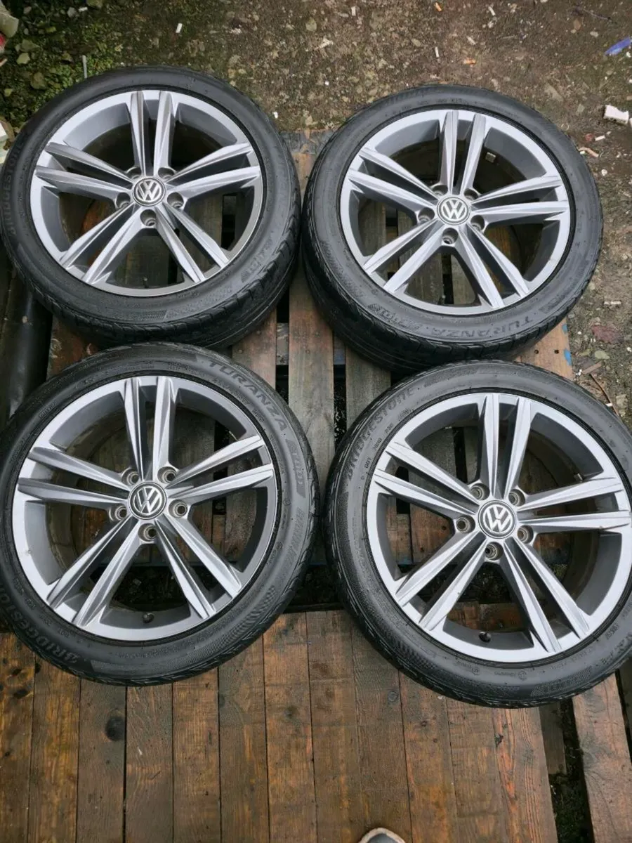 17" Genuine VW  R-Line Sebring Alloys 5x112 - Image 1