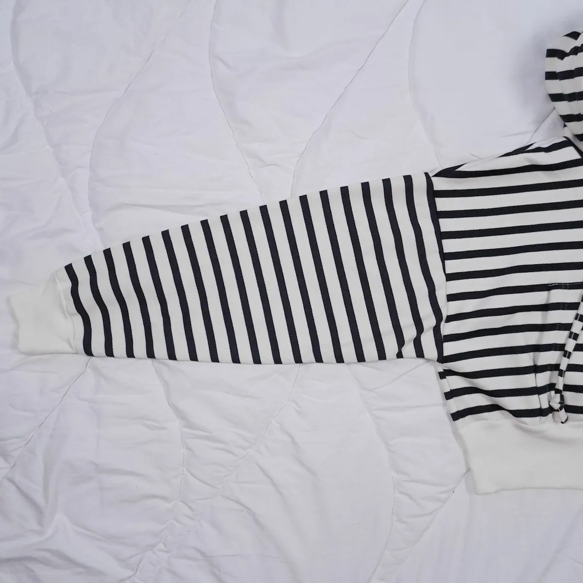 Zara White Black Striped Cropped Zip-Up Hoodie L - Image 2