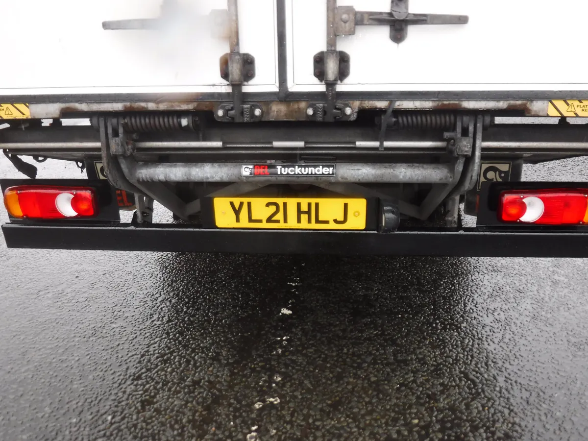 DAF LF180 20ft 2021 curtains, tuckunder tail lift. - Image 4