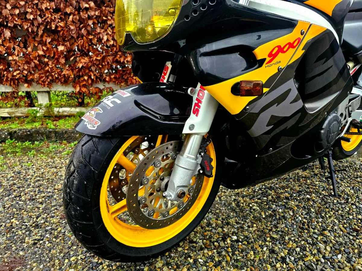1996 HONDA FIREBLADE TIGER 900RR SC33 918 - Image 3