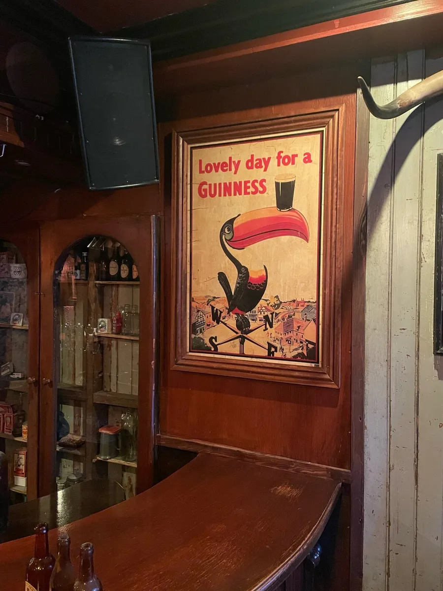 Guinness old signs pub bar antique - Image 3