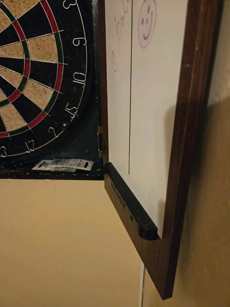 Dart board and cabinet - Image 4