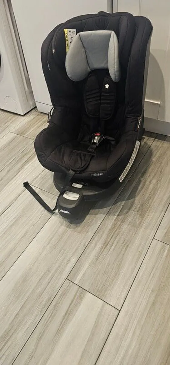 My babie car seat - Image 1