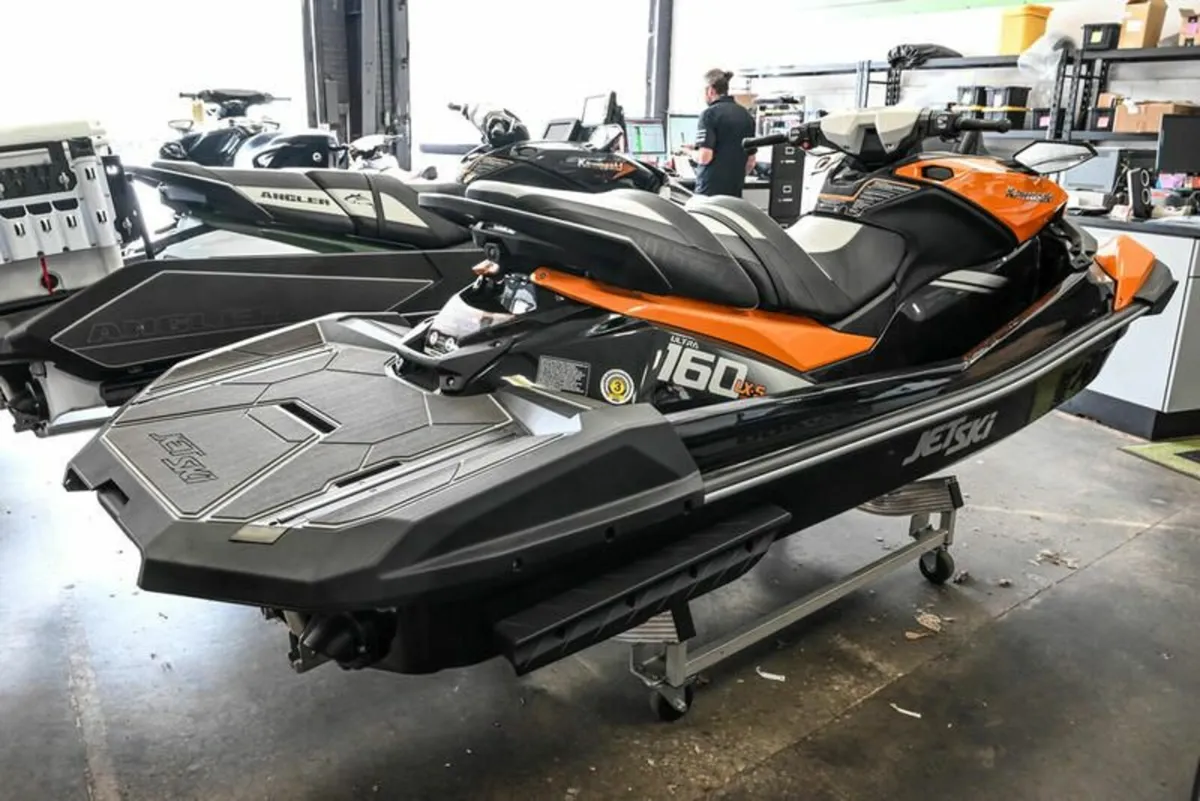 NEW KAWASAKI ULTRA 160 LX-S JETSKI * SAVE £7K - Image 2