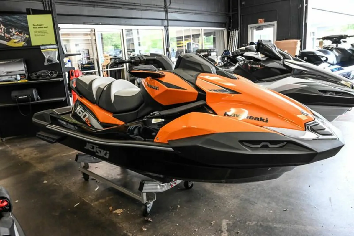 NEW KAWASAKI ULTRA 160 LX-S JETSKI * SAVE £7K - Image 4