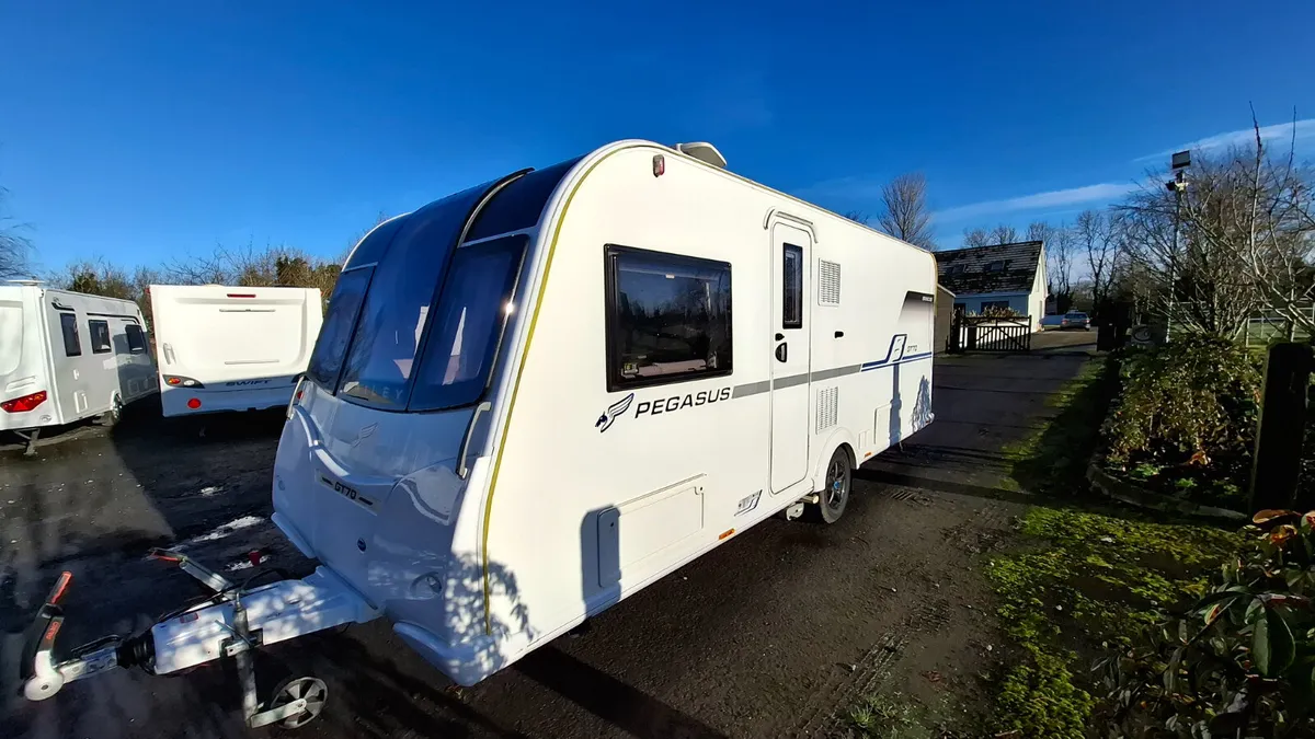 Bailey Pegasus Brindisi island bed caravan - Image 4