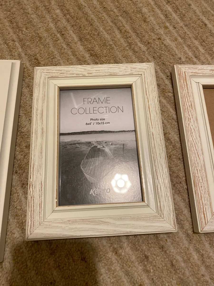 3 cream photos frames 6x4 - Image 2