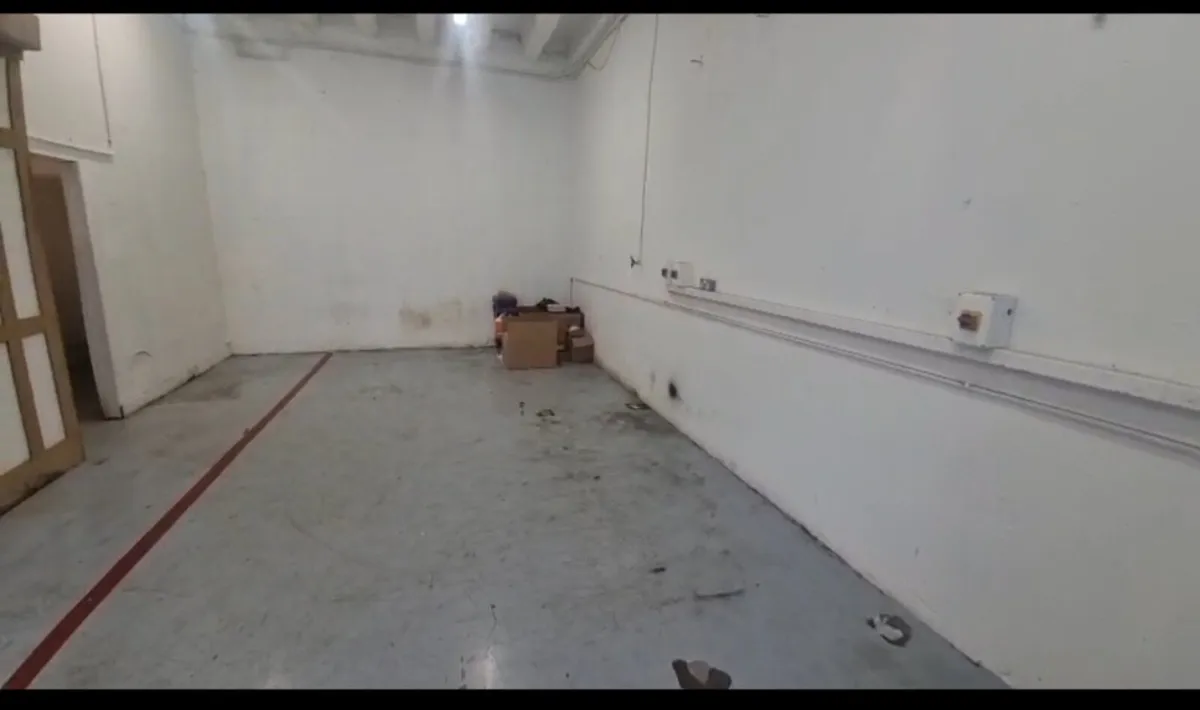 Commercial Unit for Rent - Image 3