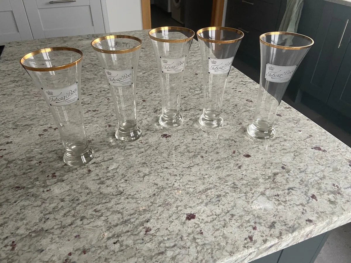 Vintage glasses and Beleek china - Image 4