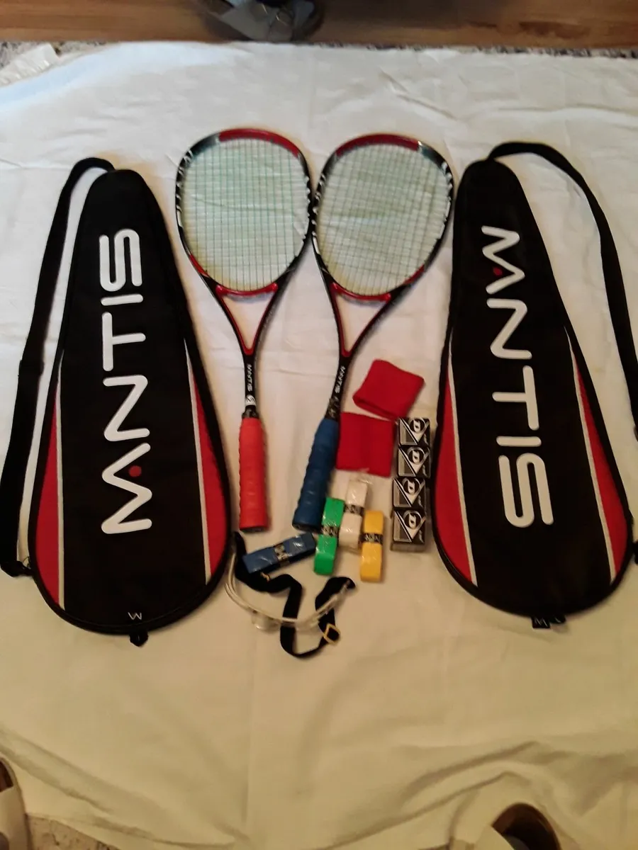 2 Squish Rackets with covers plus accessories. - Image 1