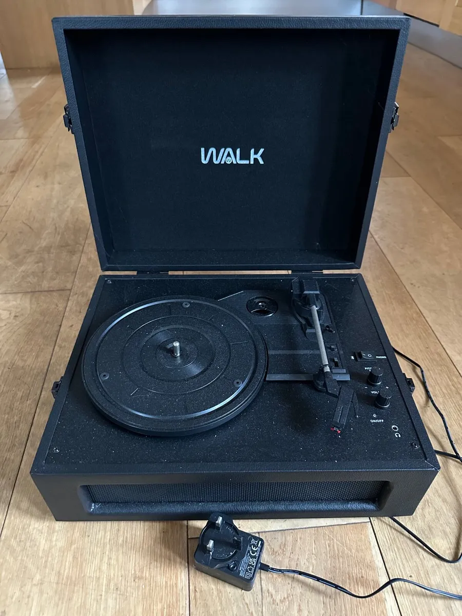 Record Player - Image 1