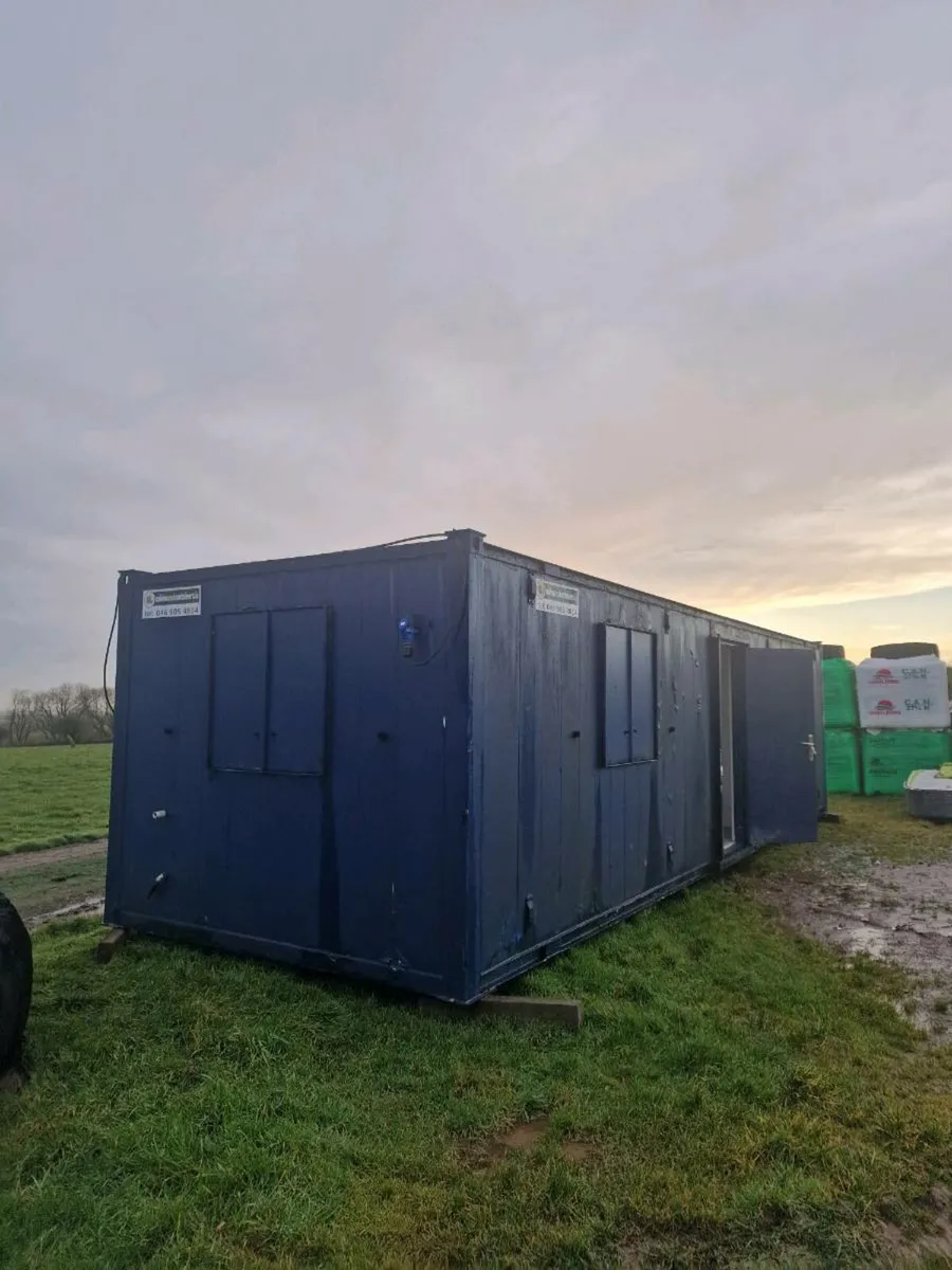 Container Accommodation - Image 1