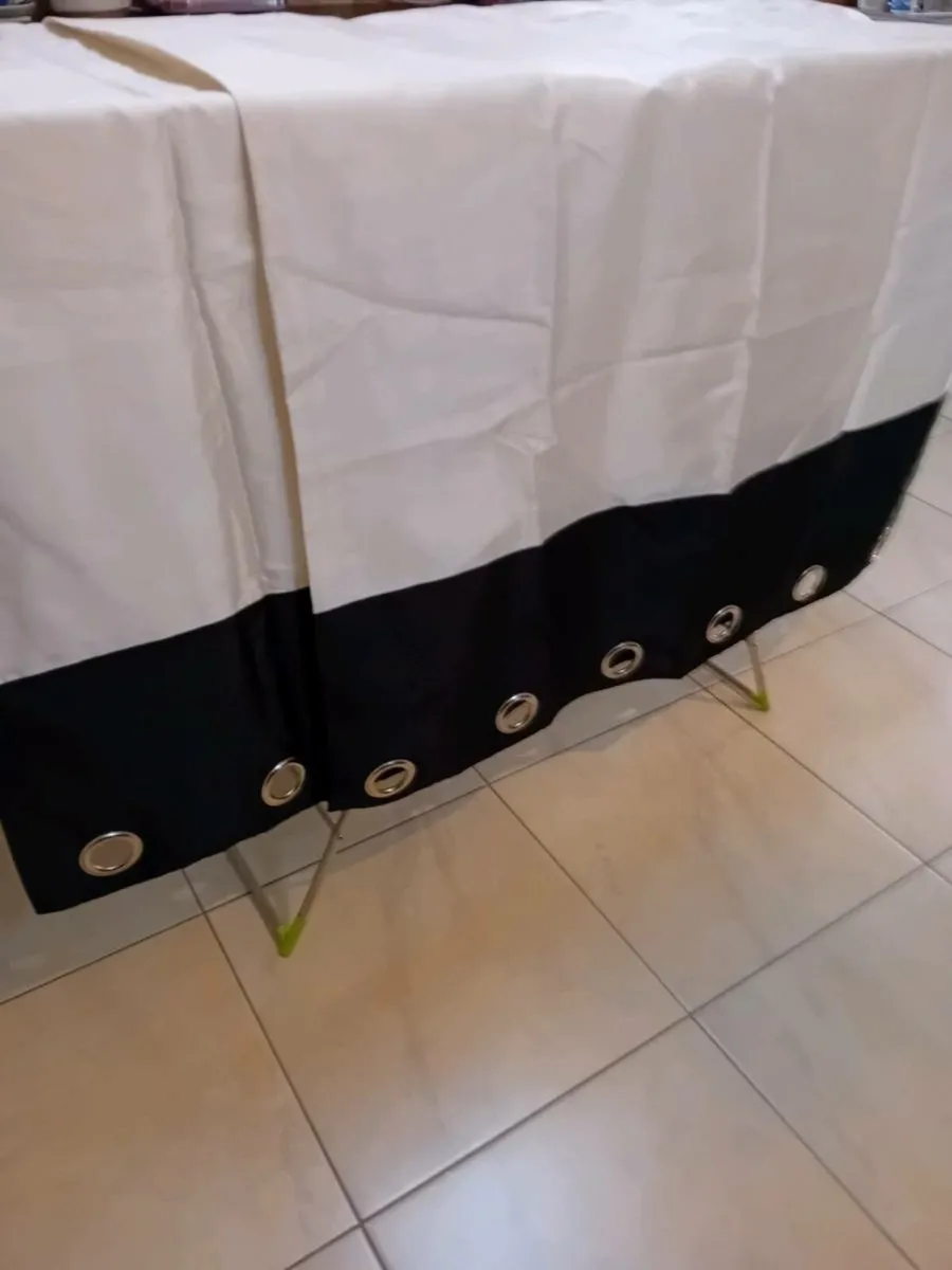 PAIR LINED CURTAINS NEW - Image 2