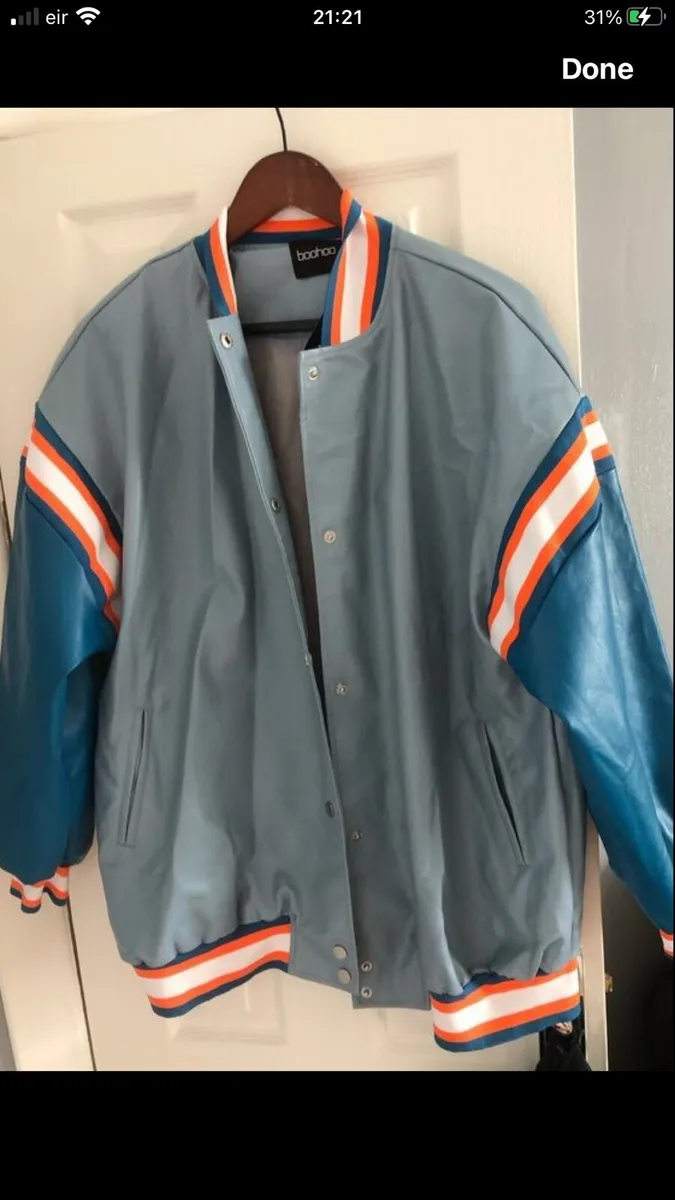 Ladies  BNWT jacket size 8 €15 - Image 1