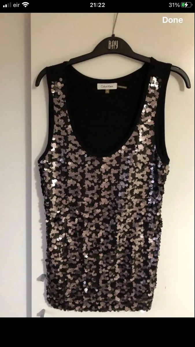Ladies Calvin Klein top size M €15 - Image 1