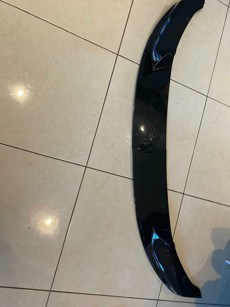BMW 520 front spliter. - Image 3
