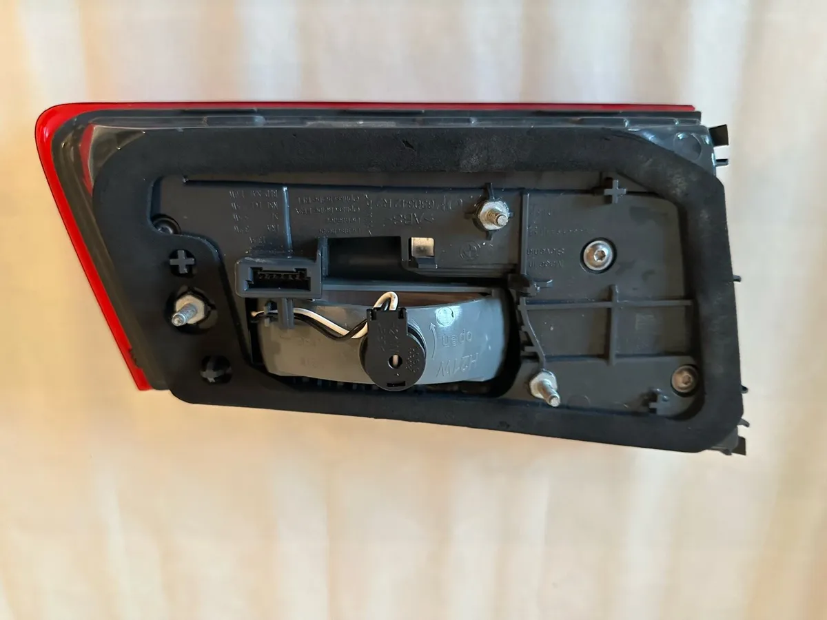 BMW 5 Series G30 Right Rear Tail Light Set - Image 3