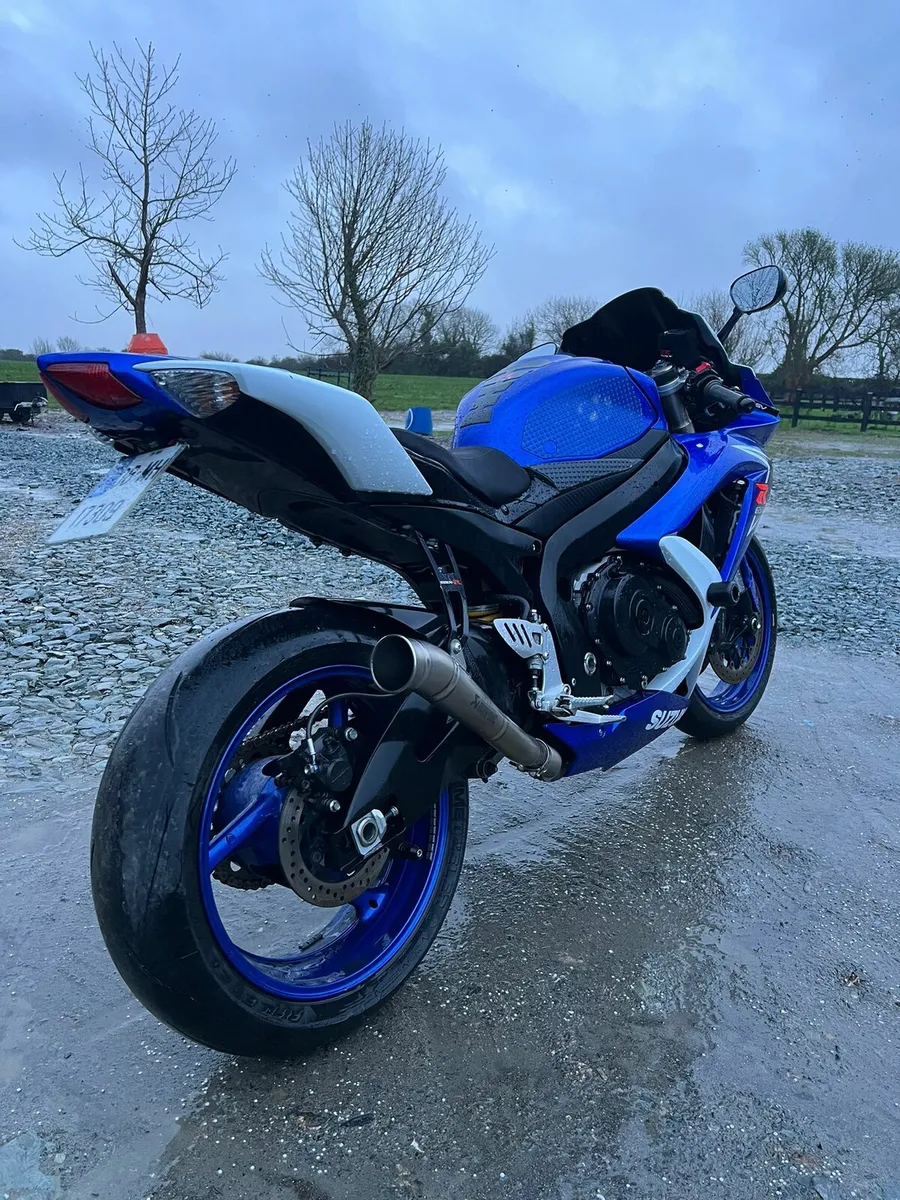 Suzuki gsx~r 600cc - Image 3