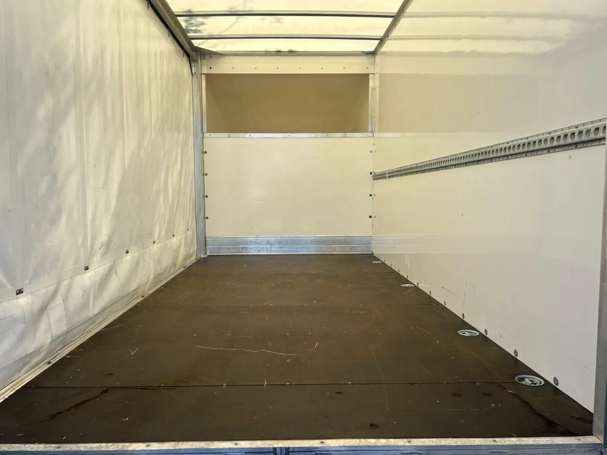 2021 Citroen Relay CurtainSide Van - Image 3