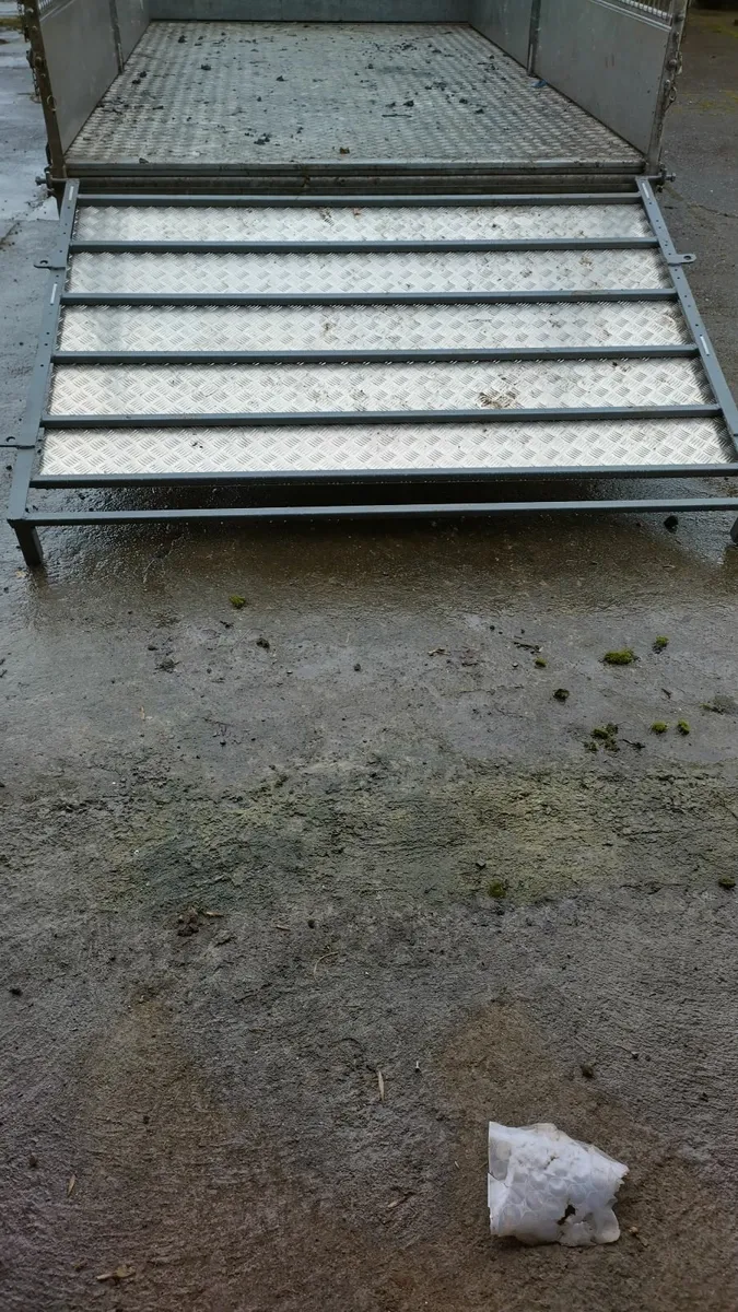 Sheep Ramp - Image 2