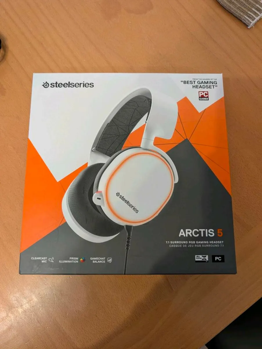 Steelseries Arctis 5 Headset - Image 1