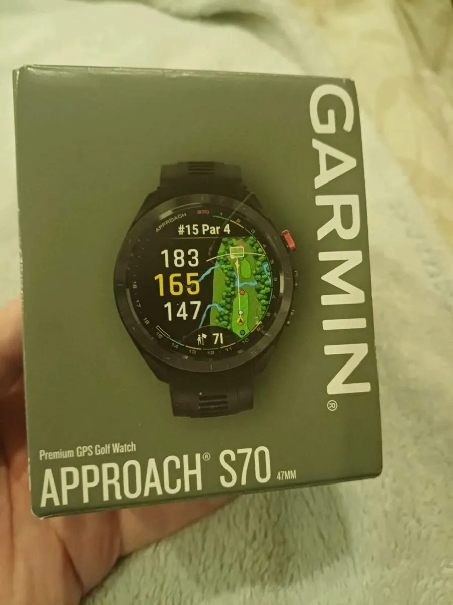 Garmin Approach S70 47mm, Golf GPS watch - Image 1