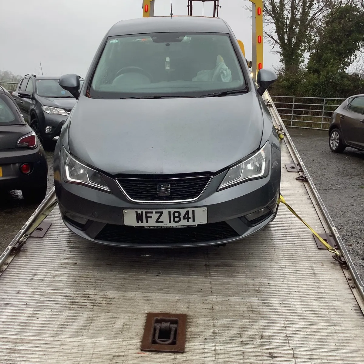 Seat Ibiza 1.4 petrol 5 speed 3 door  parts 2015 - Image 3