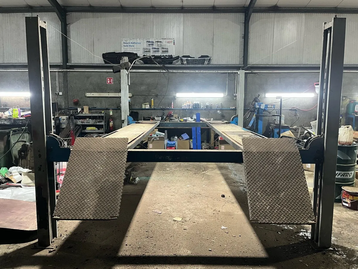 RAVAGLIOLI 4 POST 4 TONNE LIFT - Image 2
