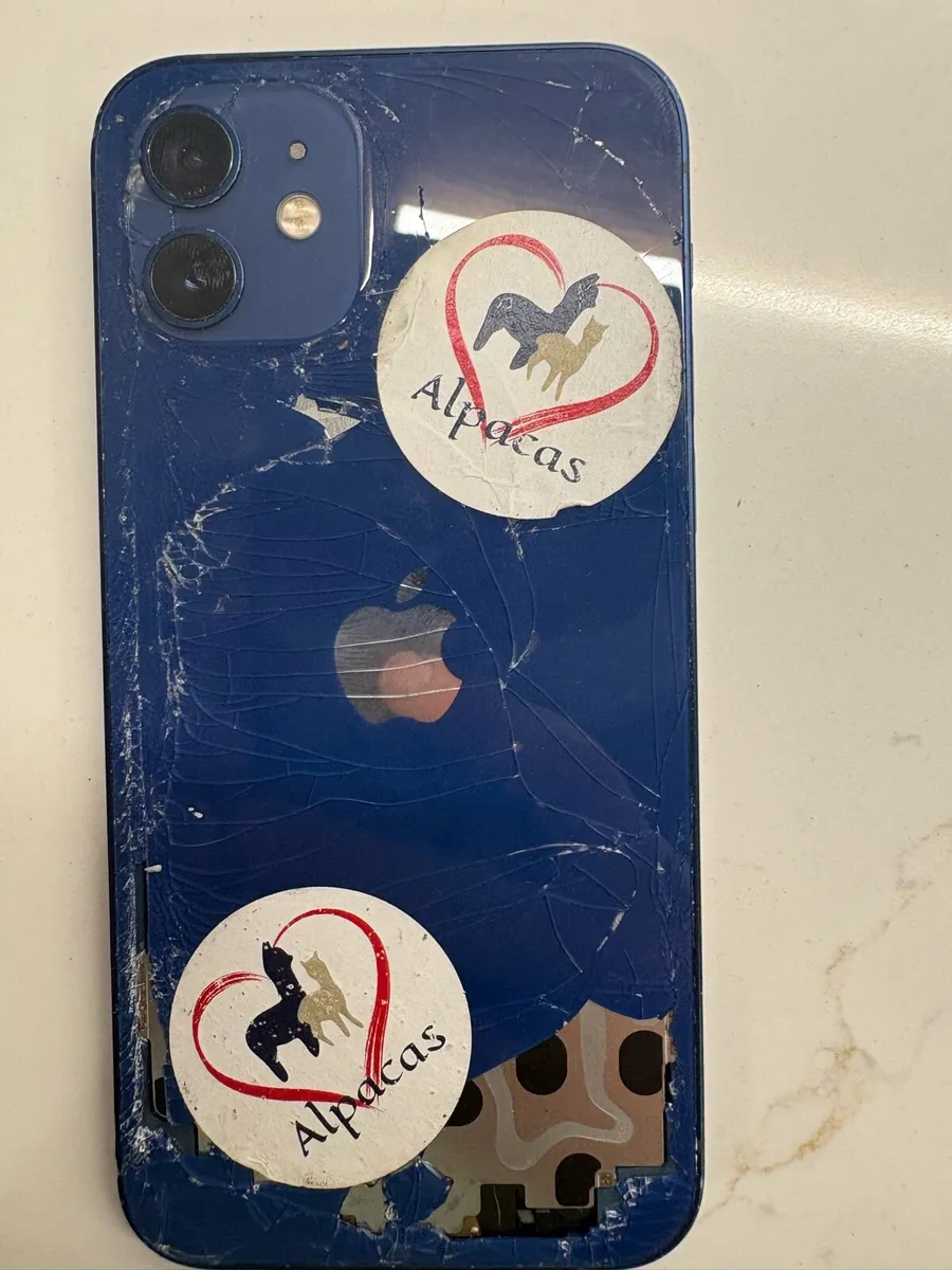 i Phone 12 - Image 2