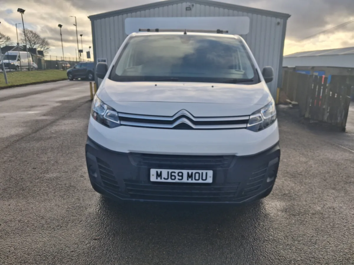 2019 Citroen Dispatch Panel Van - Image 3