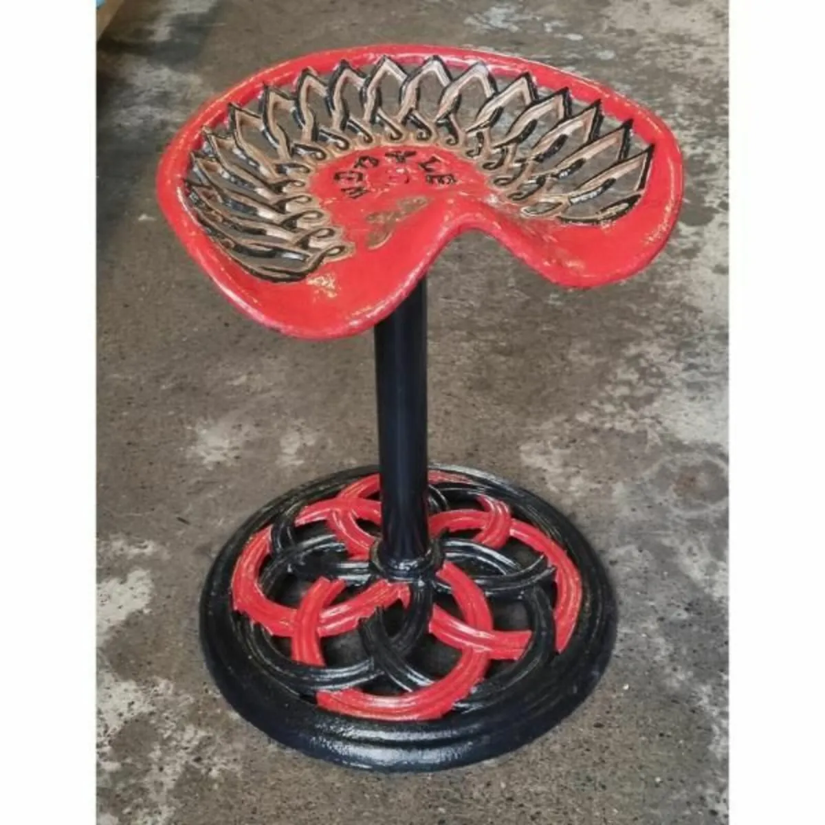 W. Doyle Tractor Seat Stool KAS1026 - Image 1