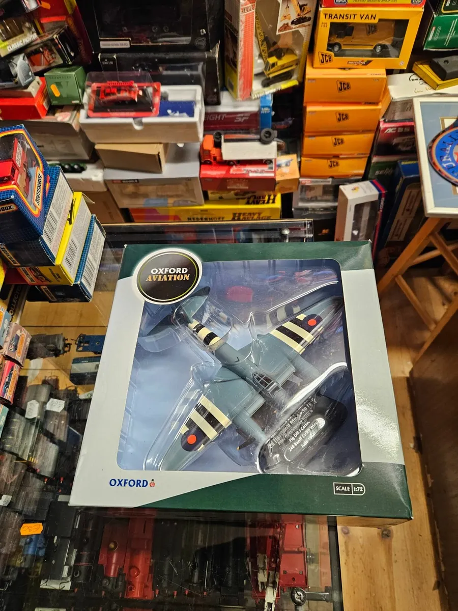 Corgi Oxford RAF Mosquito WW2 - Image 2