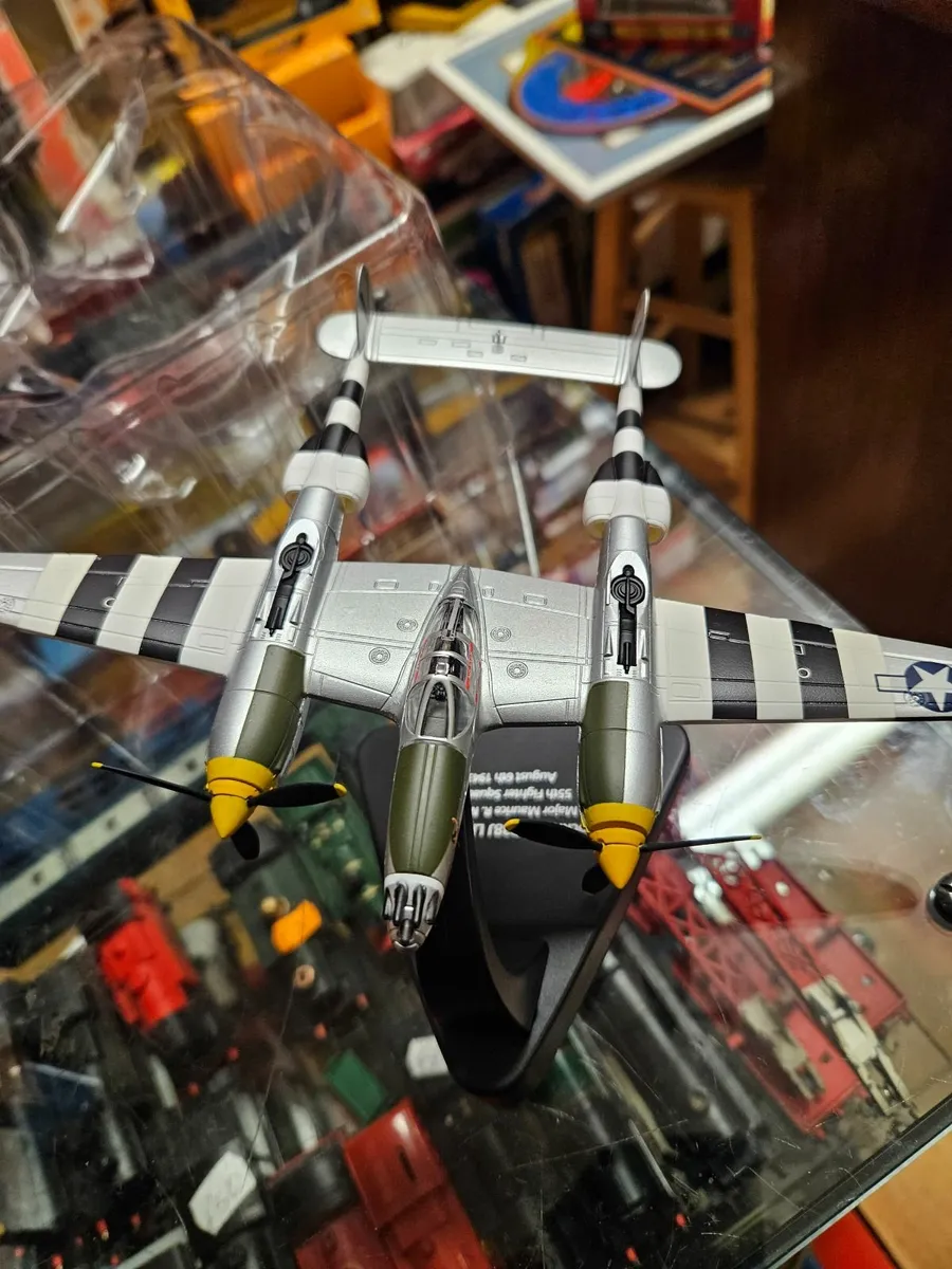 Corgi Oxford American WW2 P38 Lightning - Image 4