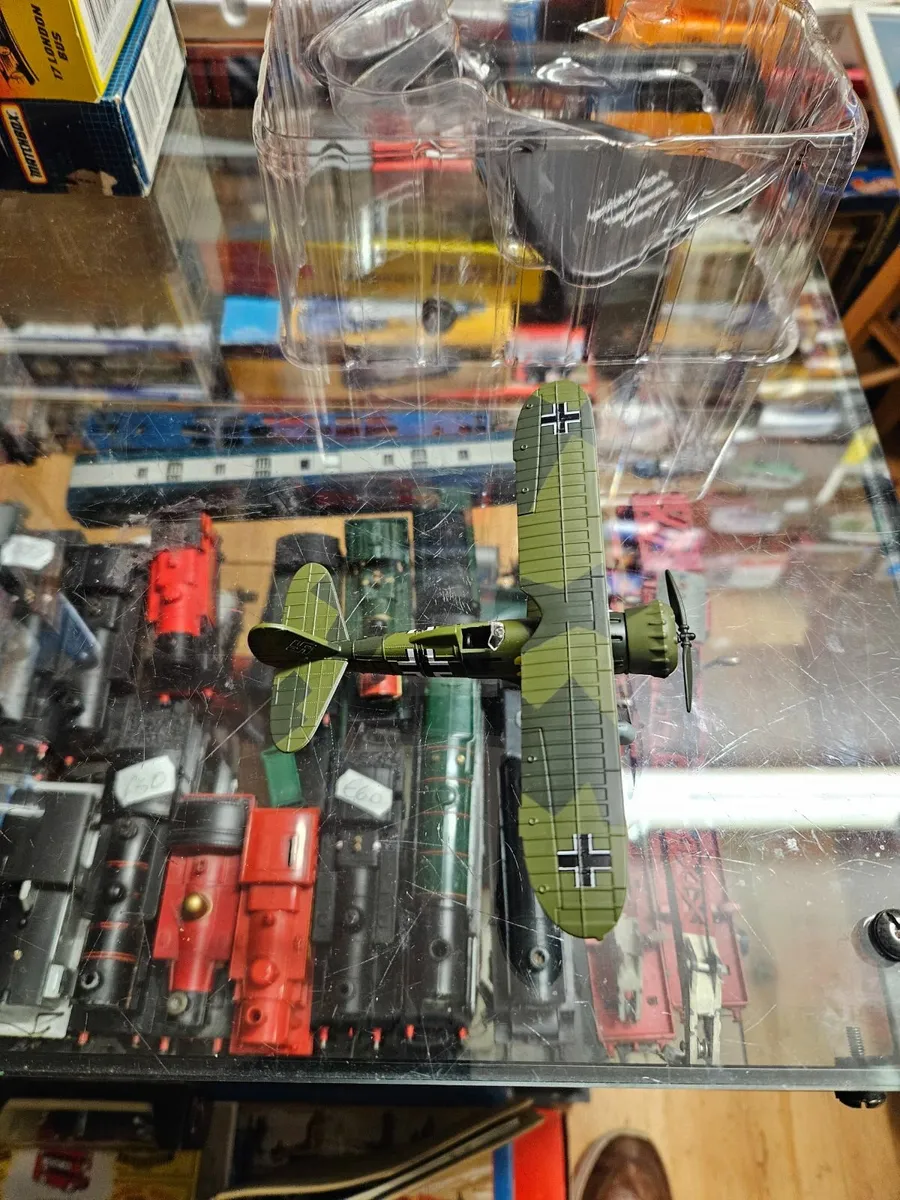 Corgi Oxford German WW2 Biplane - Image 2