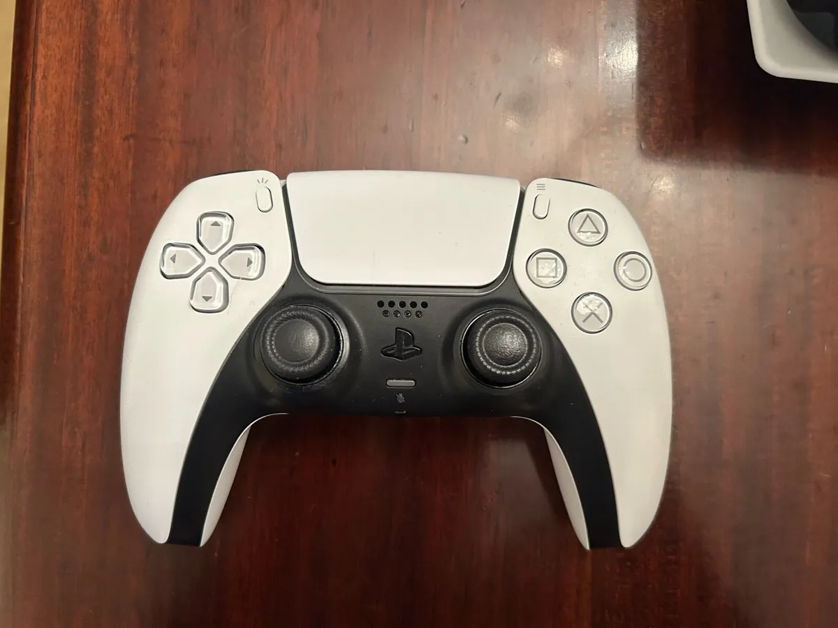 PlayStation 5 - Image 2