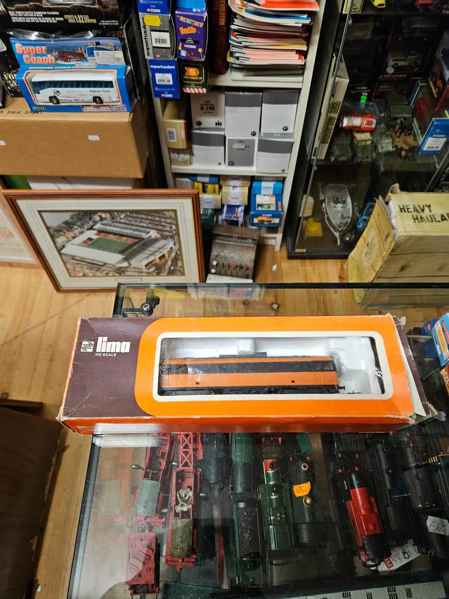 Hornby Lima HO Scale Irish Rail Engine - Image 2