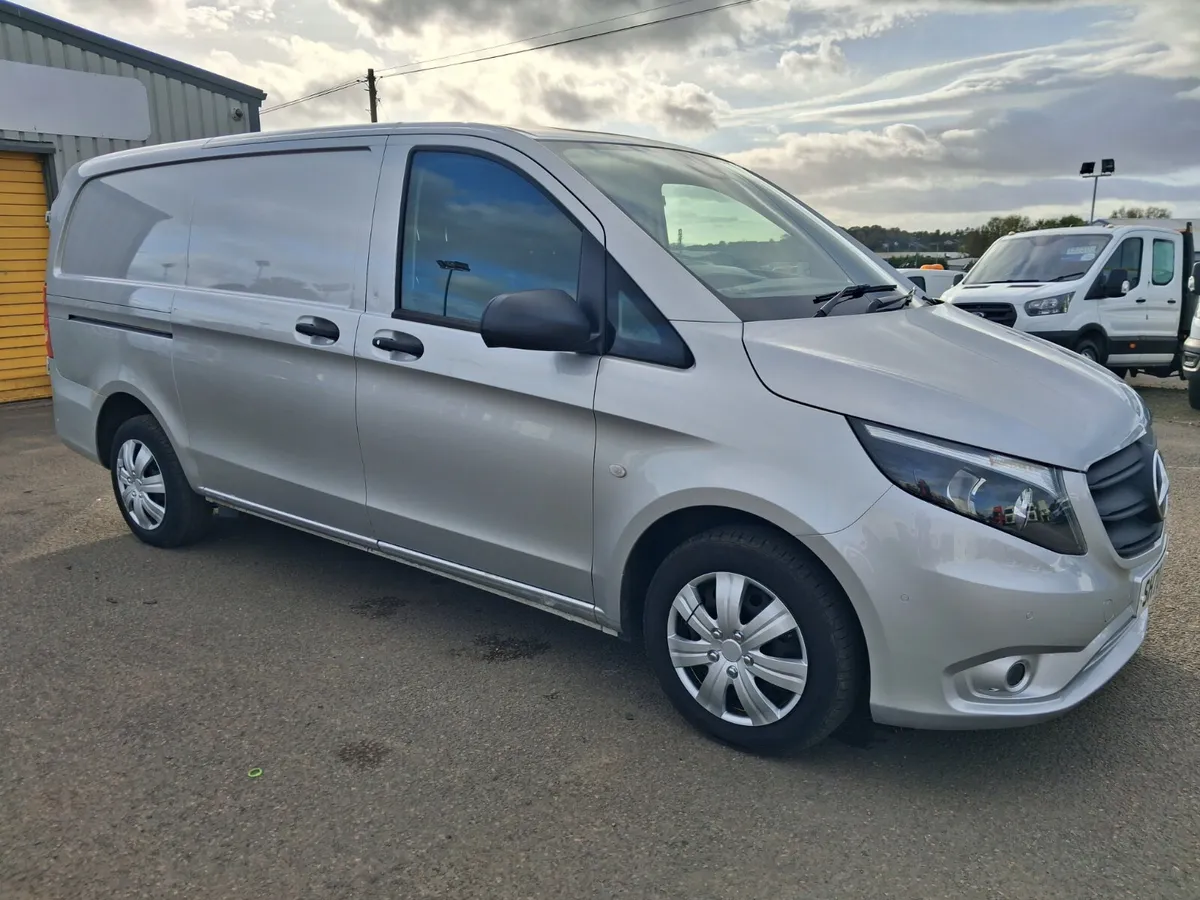 2020 Mercedes Benz Vito Panel Van - Image 2