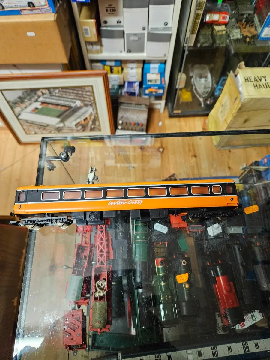 Hornby Lima OO Gauge Irish Rail Carraige - Image 3