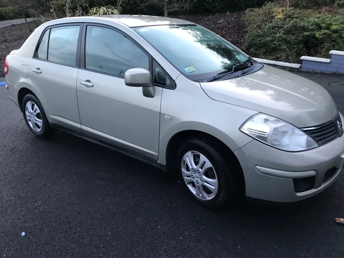 Nissan tida - Image 1