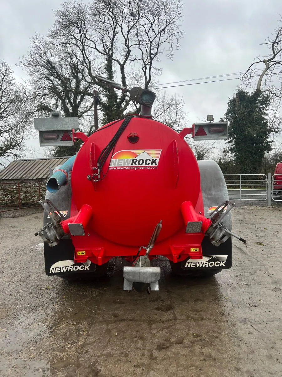 Newrock 1800 Tank - Image 4